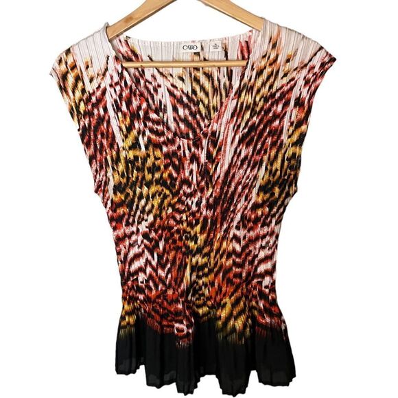 Unique & Beautiful Top - Size XL - Picture 1 of 4